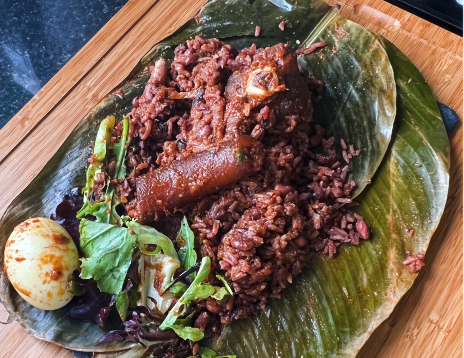 Here are 5 hidden mysteries about Waakye leaves that go beyond just giving color.